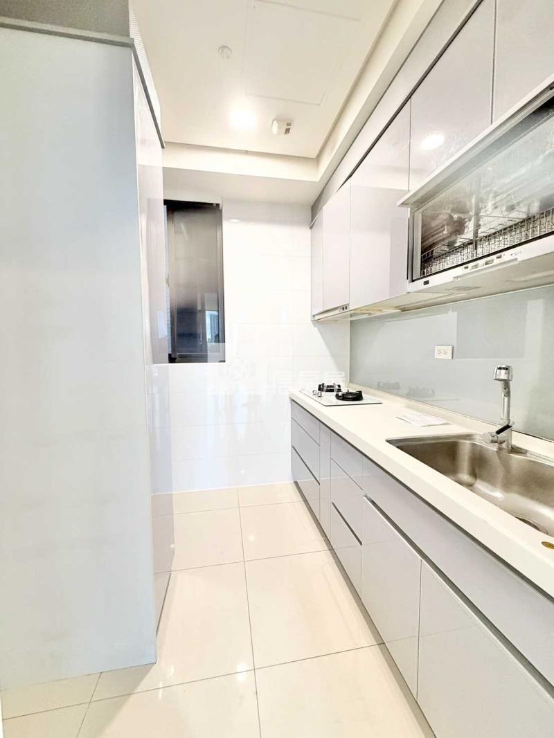 中壢高中/交流道/高樓層景觀3房車房屋室內格局與周邊環境