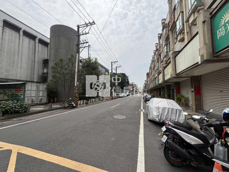 平鎮獅子林八米路透店房屋室內格局與周邊環境