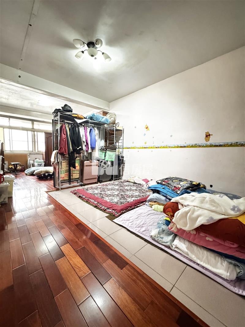 北太平活路透天房屋室內格局與周邊環境