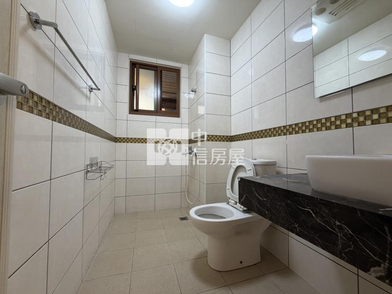 天府帝閣最美三房車位房屋室內格局與周邊環境