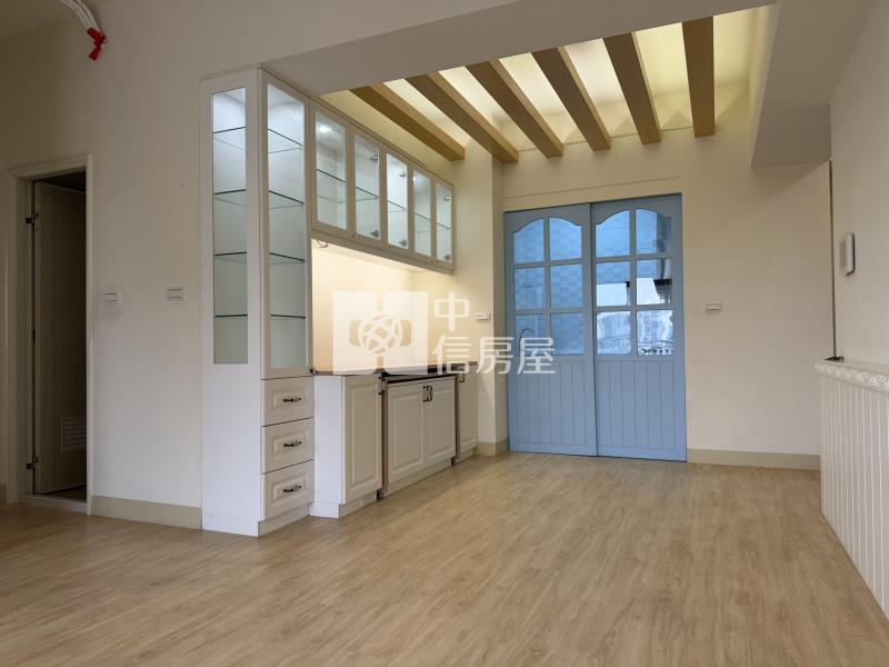 天府帝閣最美三房車位房屋室內格局與周邊環境