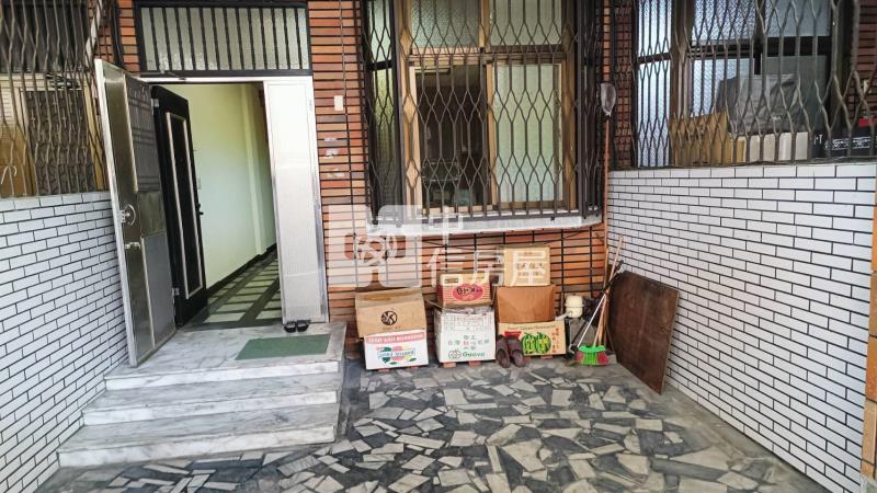 (專)崇明國中傳統孝親房獨院美車墅房屋室內格局與周邊環境