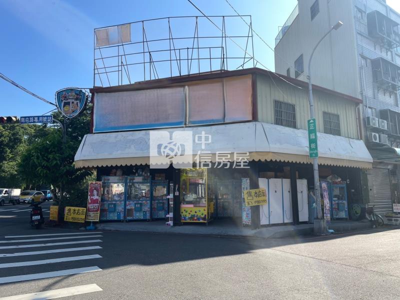 超醒目!!三民路口|角間大面寬|低總價店面房屋室內格局與周邊環境