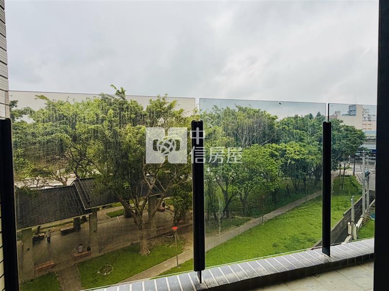 森林首席D棟綠景大三房房屋室內格局與周邊環境