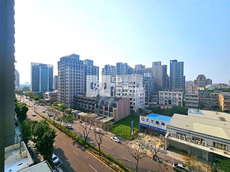 登陽廊香四房雙車景觀戶房屋室內格局與周邊環境