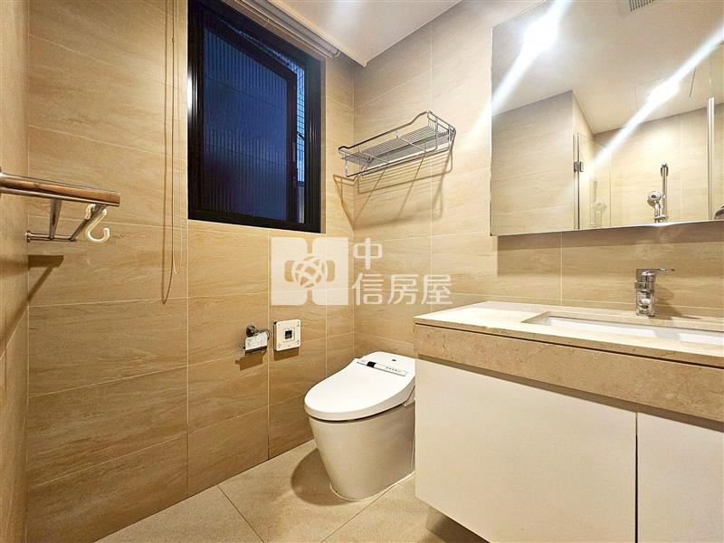 登陽廊香四房雙車景觀戶房屋室內格局與周邊環境