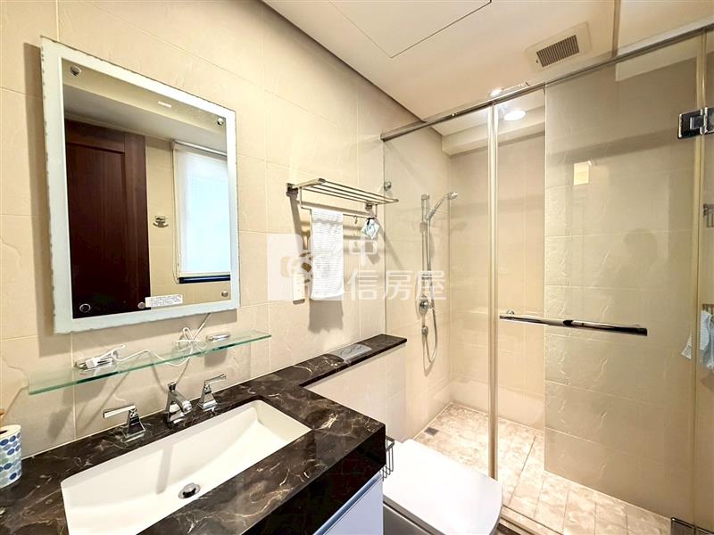 精銳米蘭超值雙大套三衛三車房屋室內格局與周邊環境