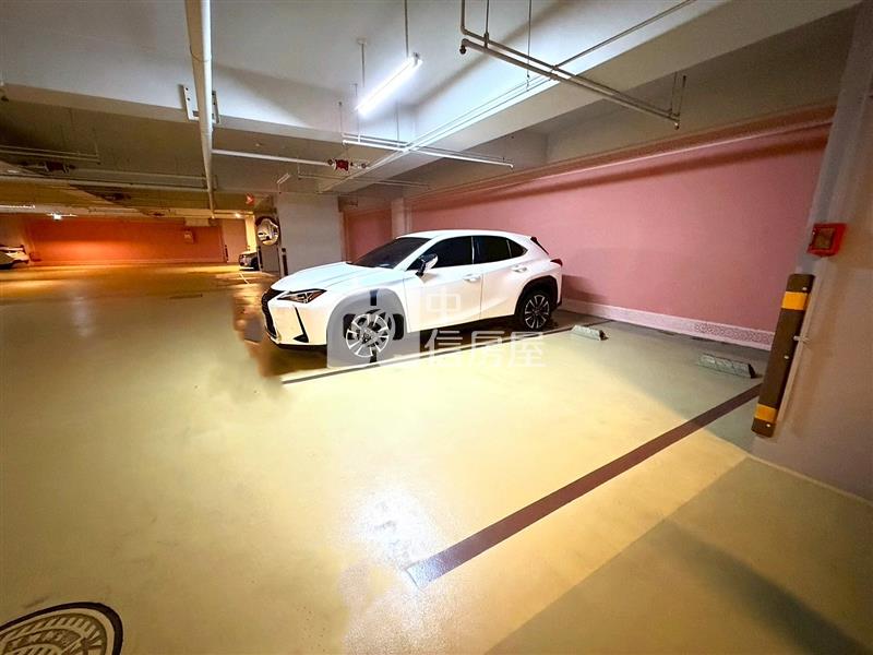 精銳米蘭超值雙大套三衛三車房屋室內格局與周邊環境