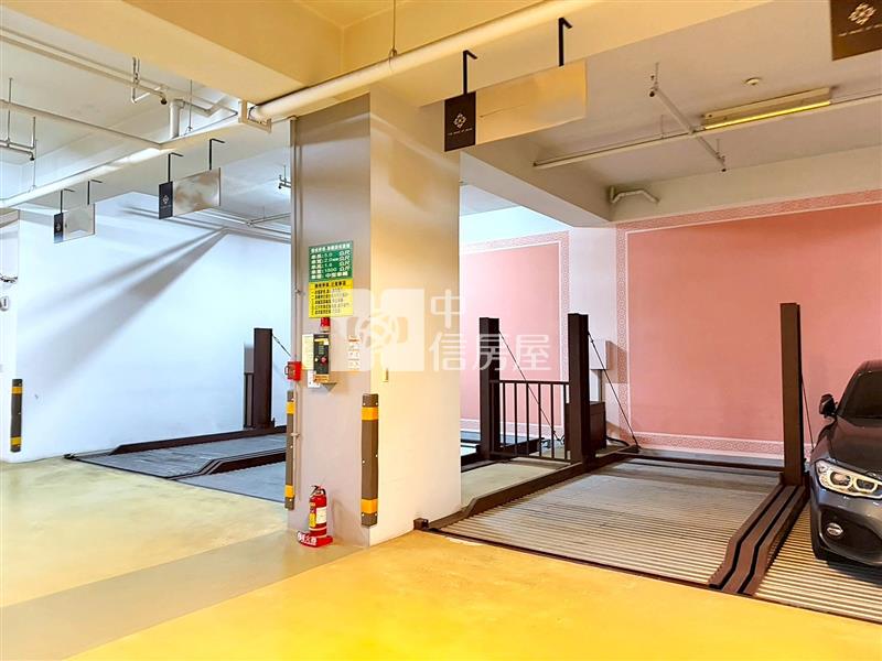 精銳米蘭超值雙大套三衛三車房屋室內格局與周邊環境