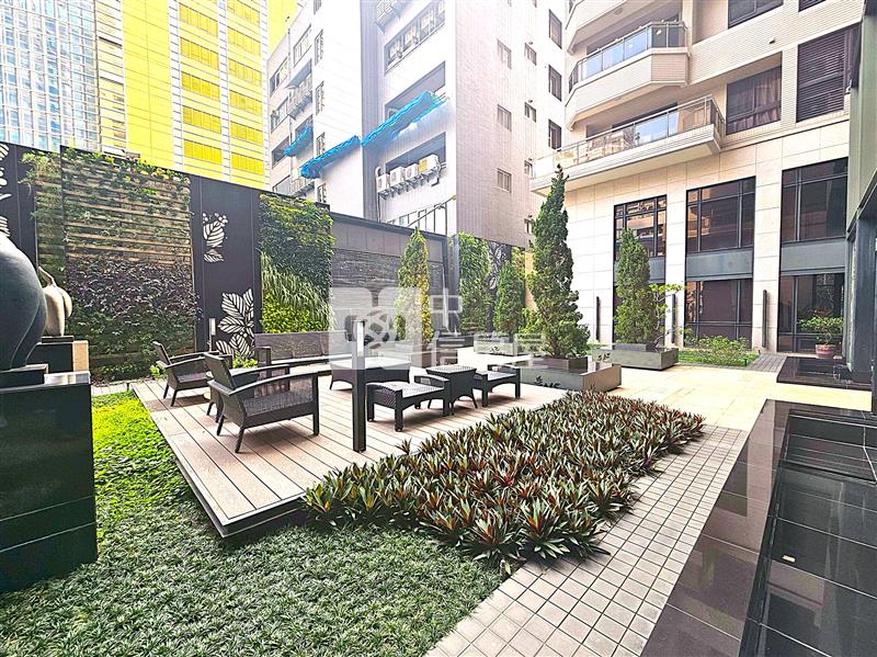 精銳米蘭超值雙大套三衛三車房屋室內格局與周邊環境