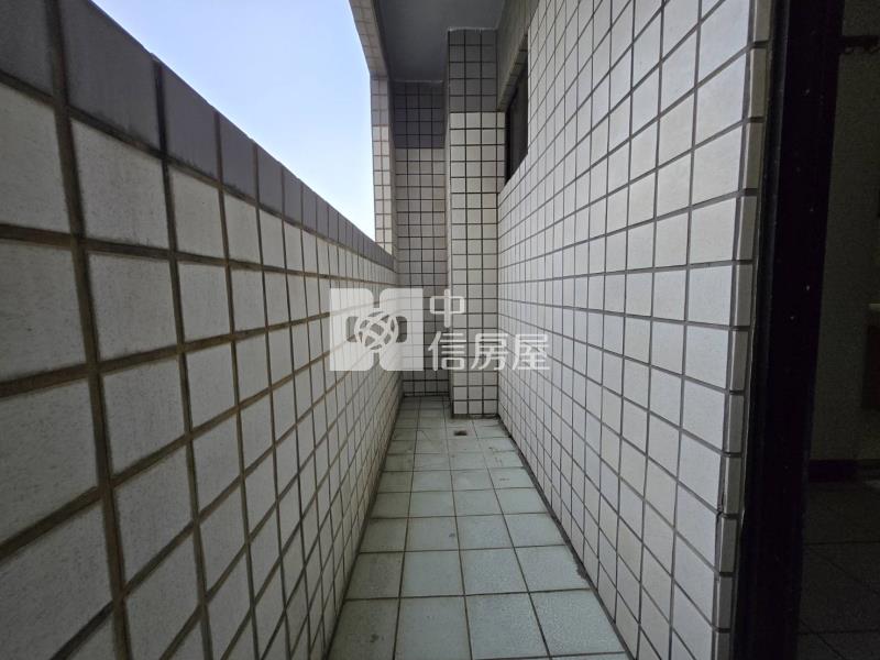 希爾頓大套房雙陽台房屋室內格局與周邊環境