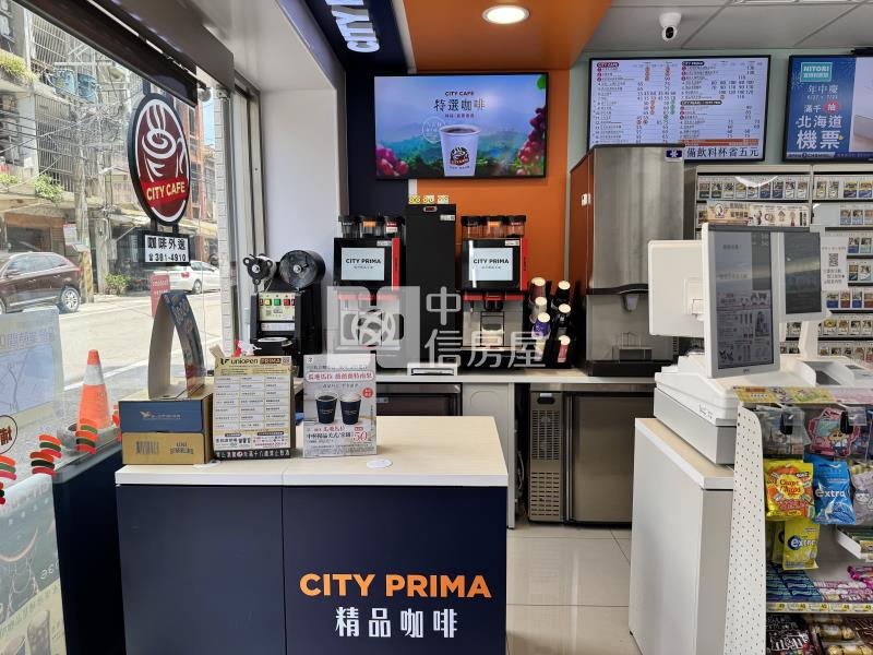 航空城面寬雙拼7-11長約金雞母房屋室內格局與周邊環境