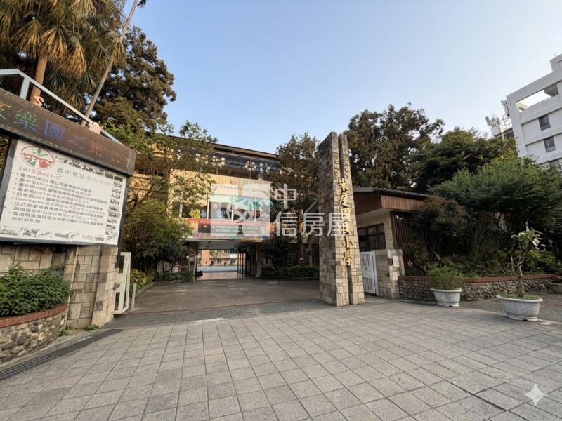 宋屋國小臨路11米活巷美-可規劃店住房屋室內格局與周邊環境