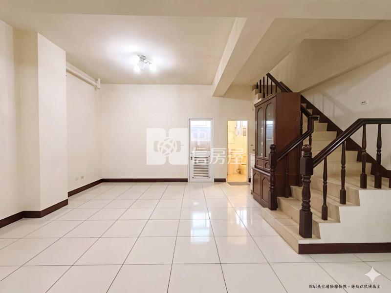 楊梅埔心馥郁山莊社區型美別墅-前院停車房屋室內格局與周邊環境