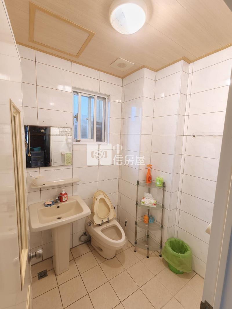 楊梅埔心馥郁山莊社區型美別墅-前院停車房屋室內格局與周邊環境