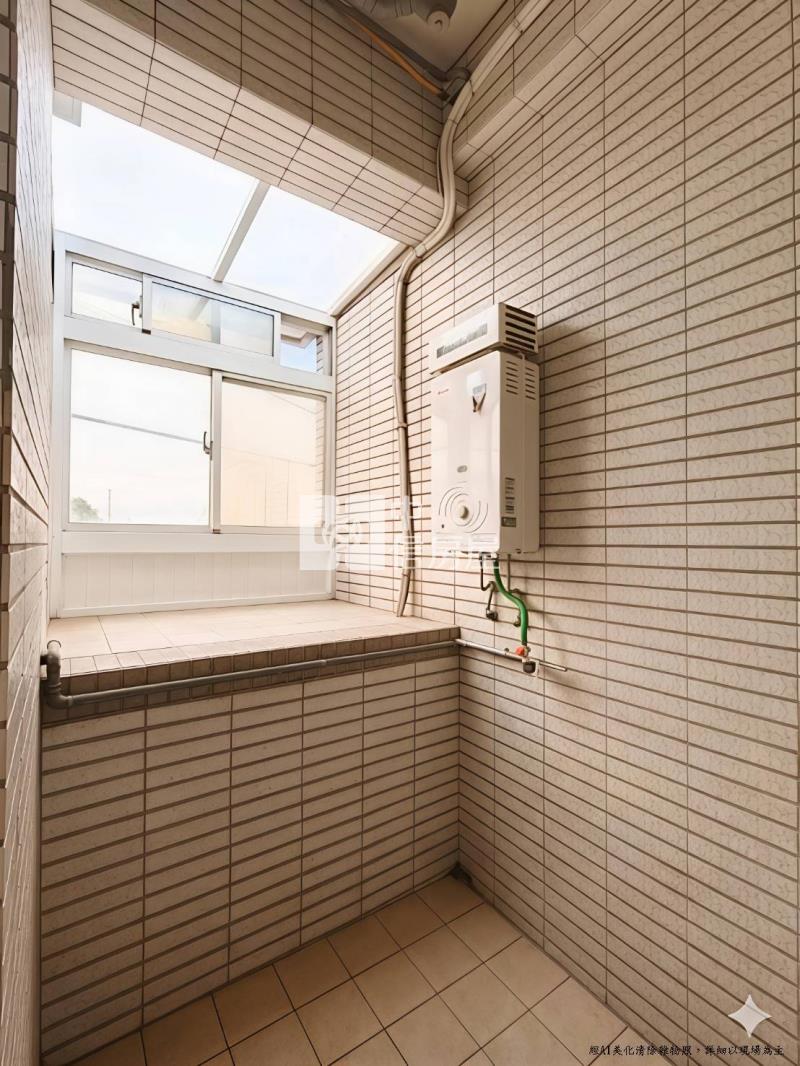 楊梅埔心馥郁山莊社區型美別墅-前院停車房屋室內格局與周邊環境