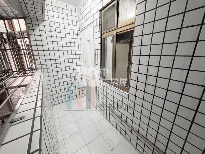 【豐禾】仲平商圈電梯華廈美3房房屋室內格局與周邊環境