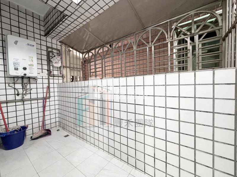 【豐禾】仲平商圈電梯華廈美3房房屋室內格局與周邊環境