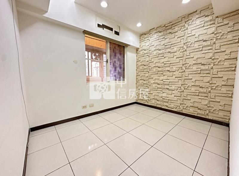 龍安商圈三房車房屋室內格局與周邊環境