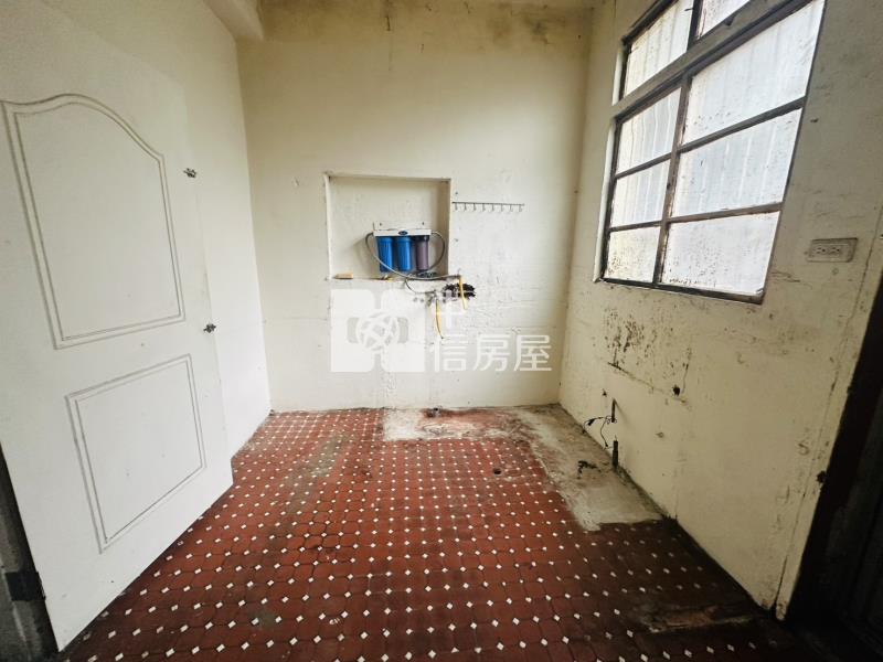 興豐路透天房屋室內格局與周邊環境