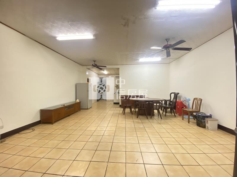 中壢車站.東興國中大面寬店住門前可停車房屋室內格局與周邊環境