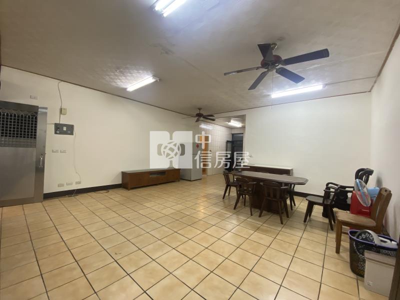 中壢車站.東興國中大面寬店住門前可停車房屋室內格局與周邊環境