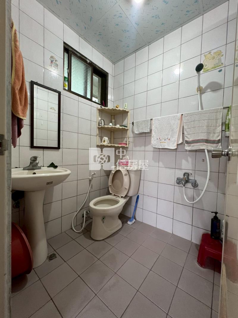 石榴光復路美華廈房屋室內格局與周邊環境