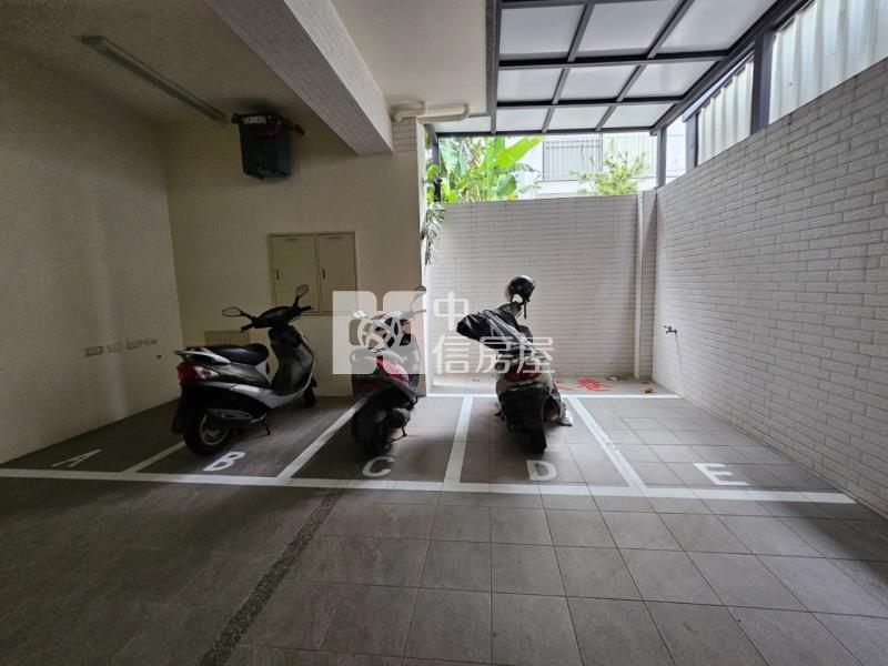 善化禾風兩房平車輕豪宅房屋室內格局與周邊環境