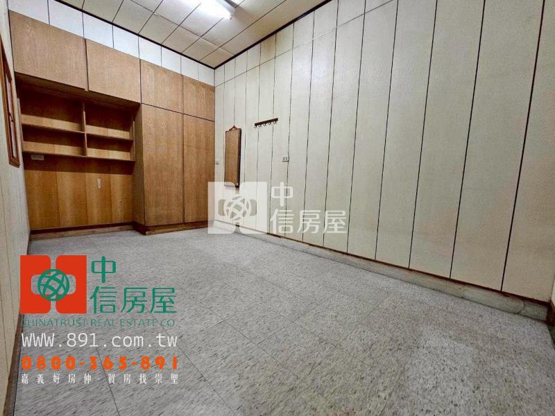 新民路旁原屋況透天房屋室內格局與周邊環境