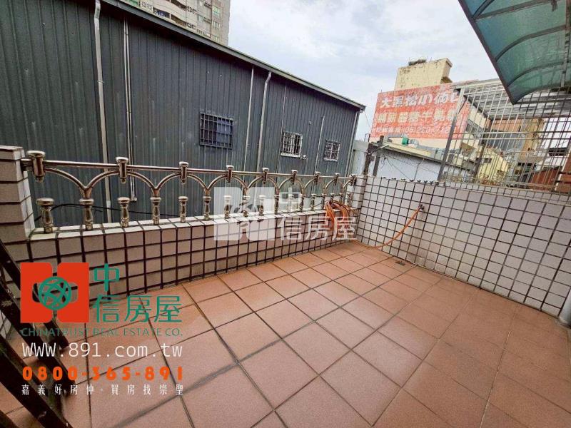 新民路旁原屋況透天房屋室內格局與周邊環境