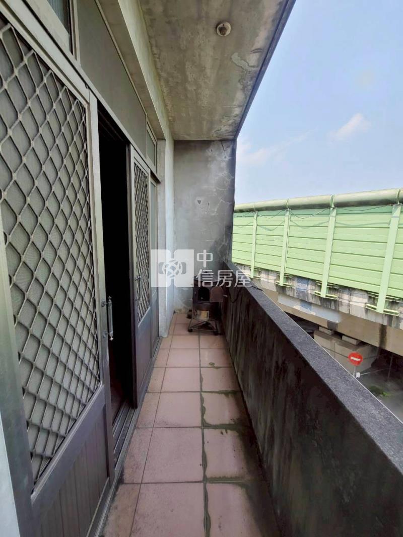 中壢交流道環北路大面寬建地(買地送屋)房屋室內格局與周邊環境