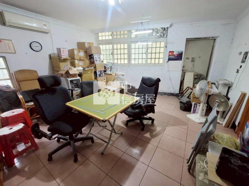 中壢交流道環北路大面寬建地(買地送屋)房屋室內格局與周邊環境