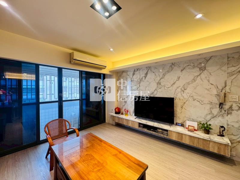 斗六鎮南水岸三房平車精裝華廈房屋室內格局與周邊環境