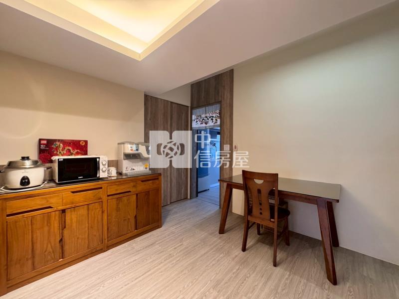 斗六鎮南水岸三房平車精裝華廈房屋室內格局與周邊環境