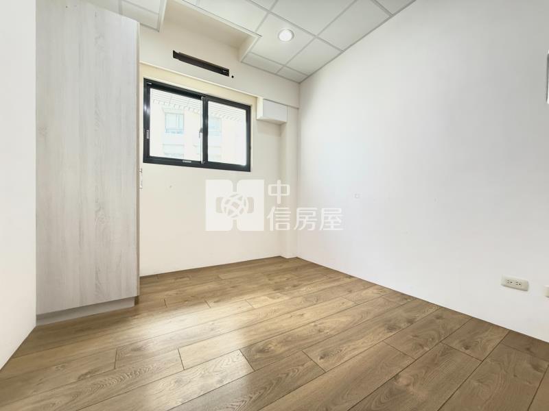 葳格高中文華硯精美三房平車房屋室內格局與周邊環境