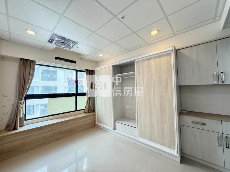 葳格高中文華硯精美三房平車房屋室內格局與周邊環境