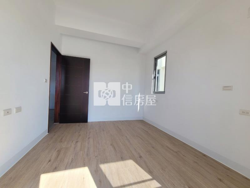 安定南科全新2房2衛車位房屋室內格局與周邊環境