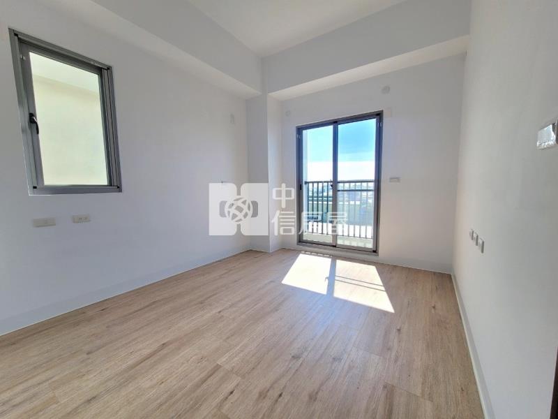 安定南科全新2房2衛車位房屋室內格局與周邊環境