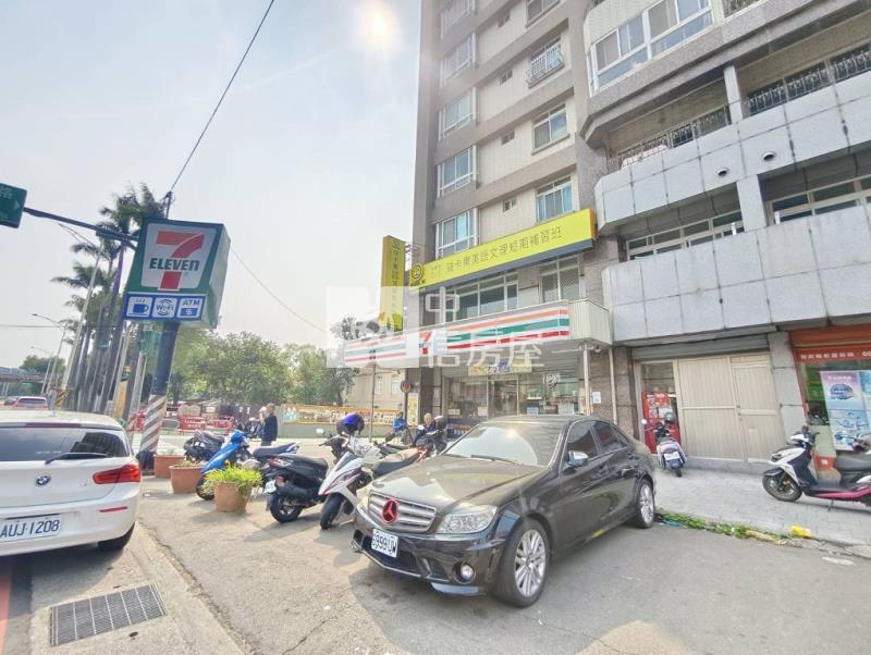 (A)僑愛國小三房車(中信卓越團隊)房屋室內格局與周邊環境