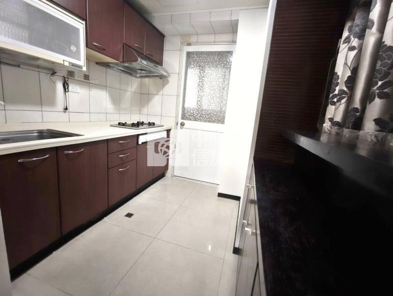 (A)僑愛國小三房車(中信卓越團隊)房屋室內格局與周邊環境