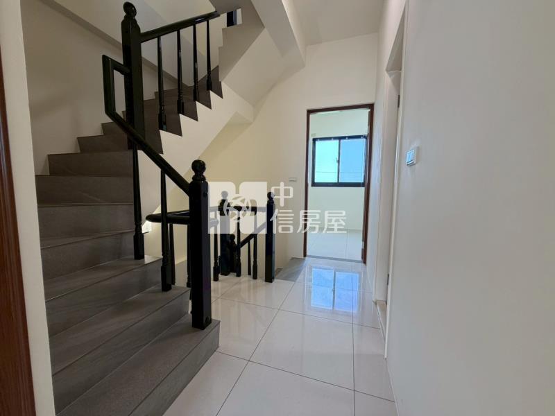 近二林市區輕屋齡透天房屋室內格局與周邊環境