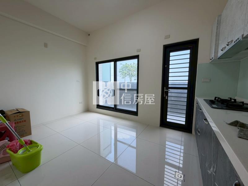 近二林市區輕屋齡透天房屋室內格局與周邊環境