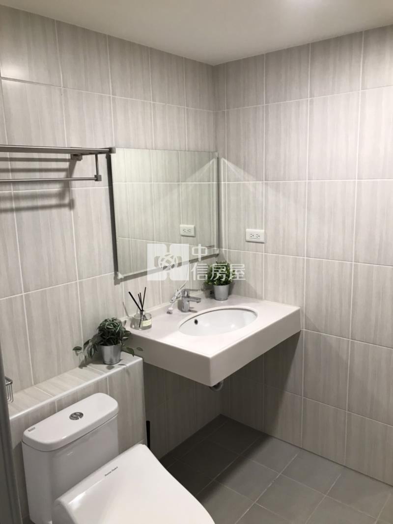 總太2020頂樓景觀戶｜兩房平車房屋室內格局與周邊環境