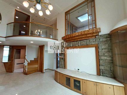 威世紀超美四房車房屋室內格局與周邊環境