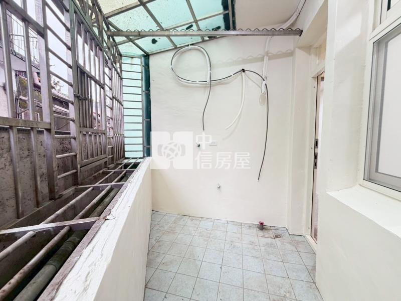 安一路小文肉羹旁裝潢三樓房屋室內格局與周邊環境