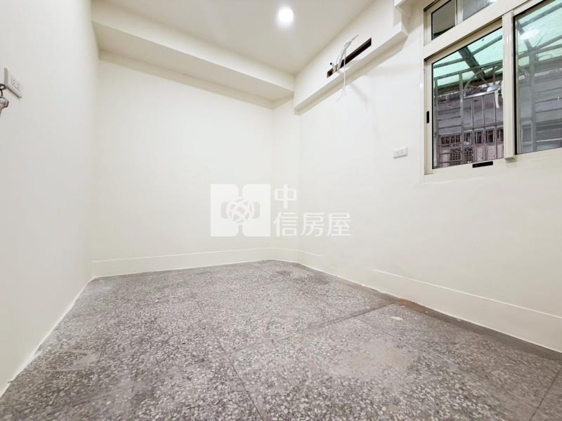 安一路小文肉羹旁裝潢三樓房屋室內格局與周邊環境