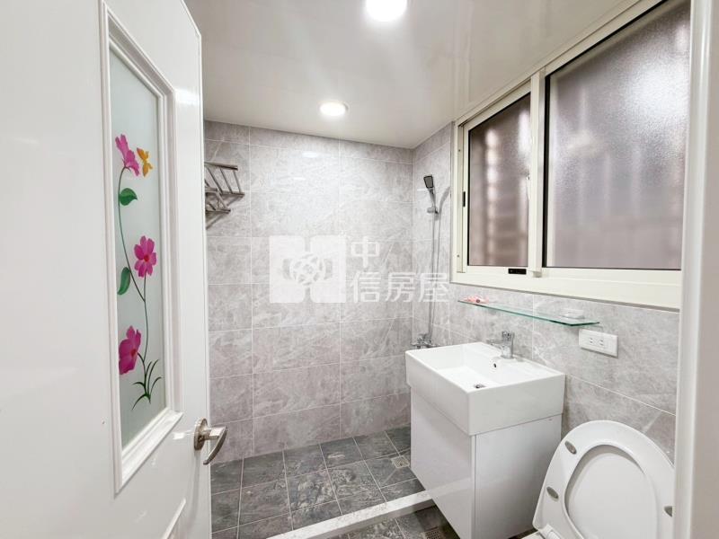 安一路小文肉羹旁裝潢三樓房屋室內格局與周邊環境