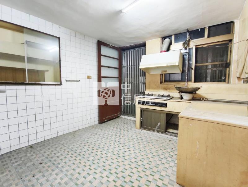 中壢青果市場美透店房屋室內格局與周邊環境