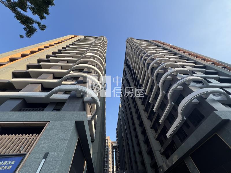 【安家】A18高鐵站前邊間裝潢2房+平車(office)房屋室內格局與周邊環境