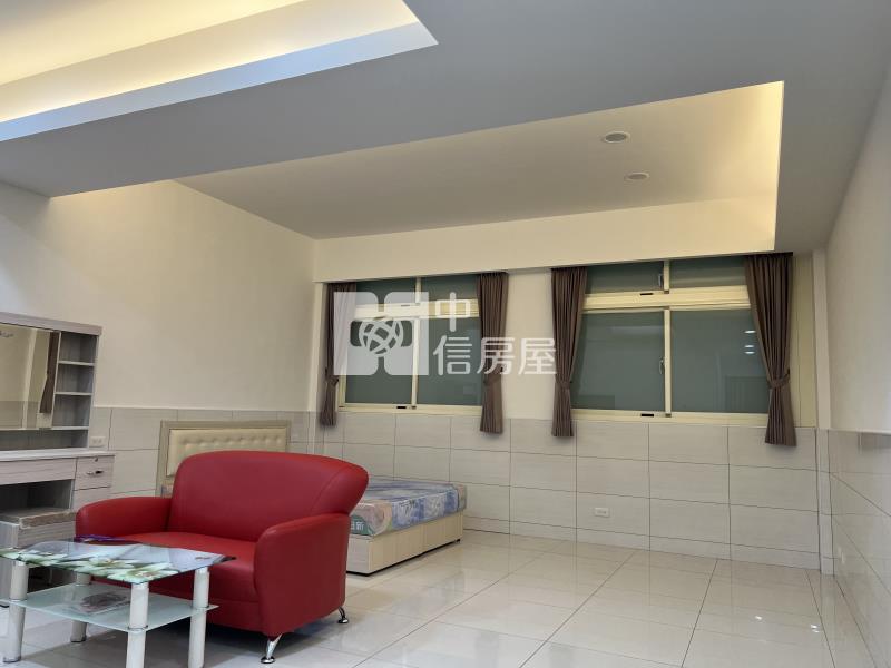 桃園中正路黃金透店D051房屋室內格局與周邊環境